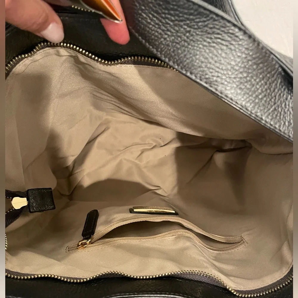 Valentino Purse - Picture 5 of 6